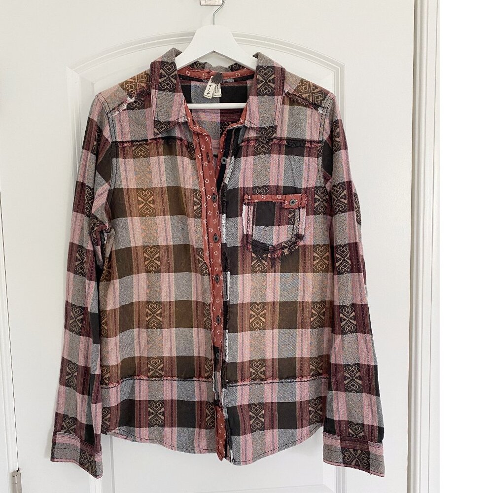 FREE PEOPLE I Pink Button Up Top